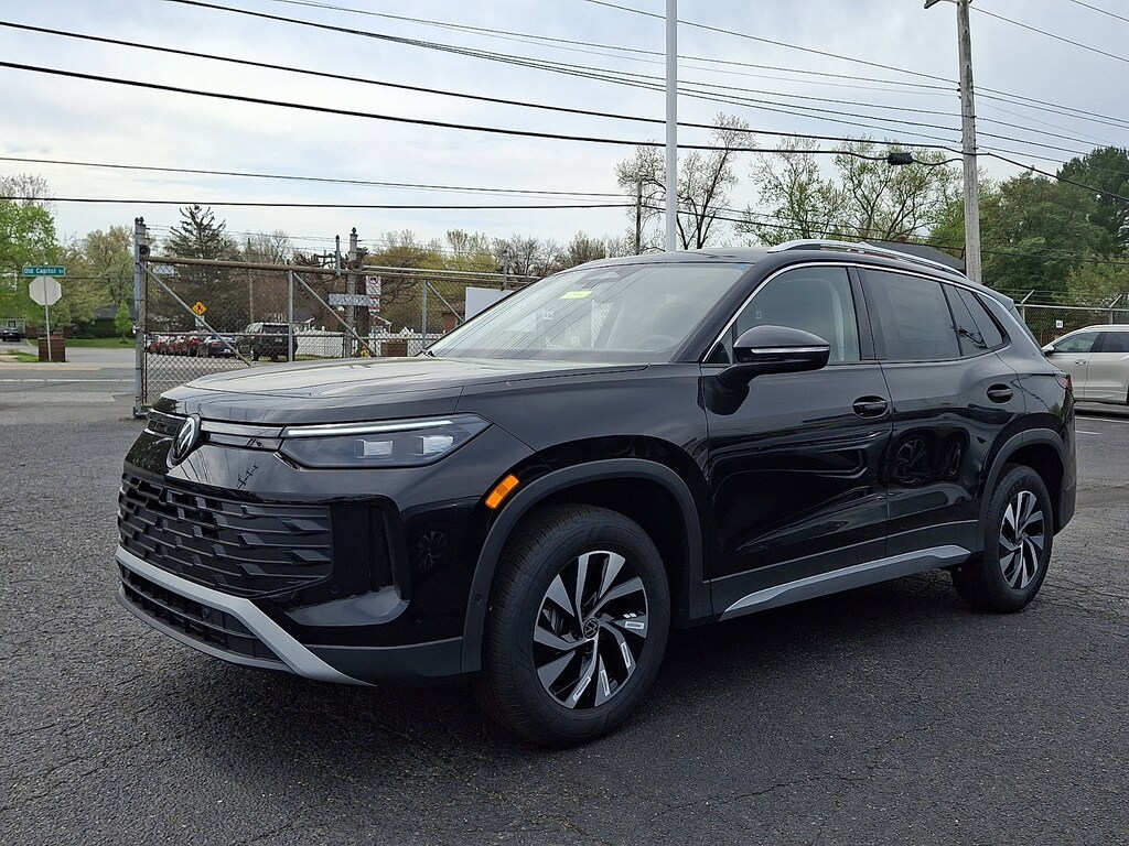 New 2026 Volkswagen Tiguan 2.0T S SUV