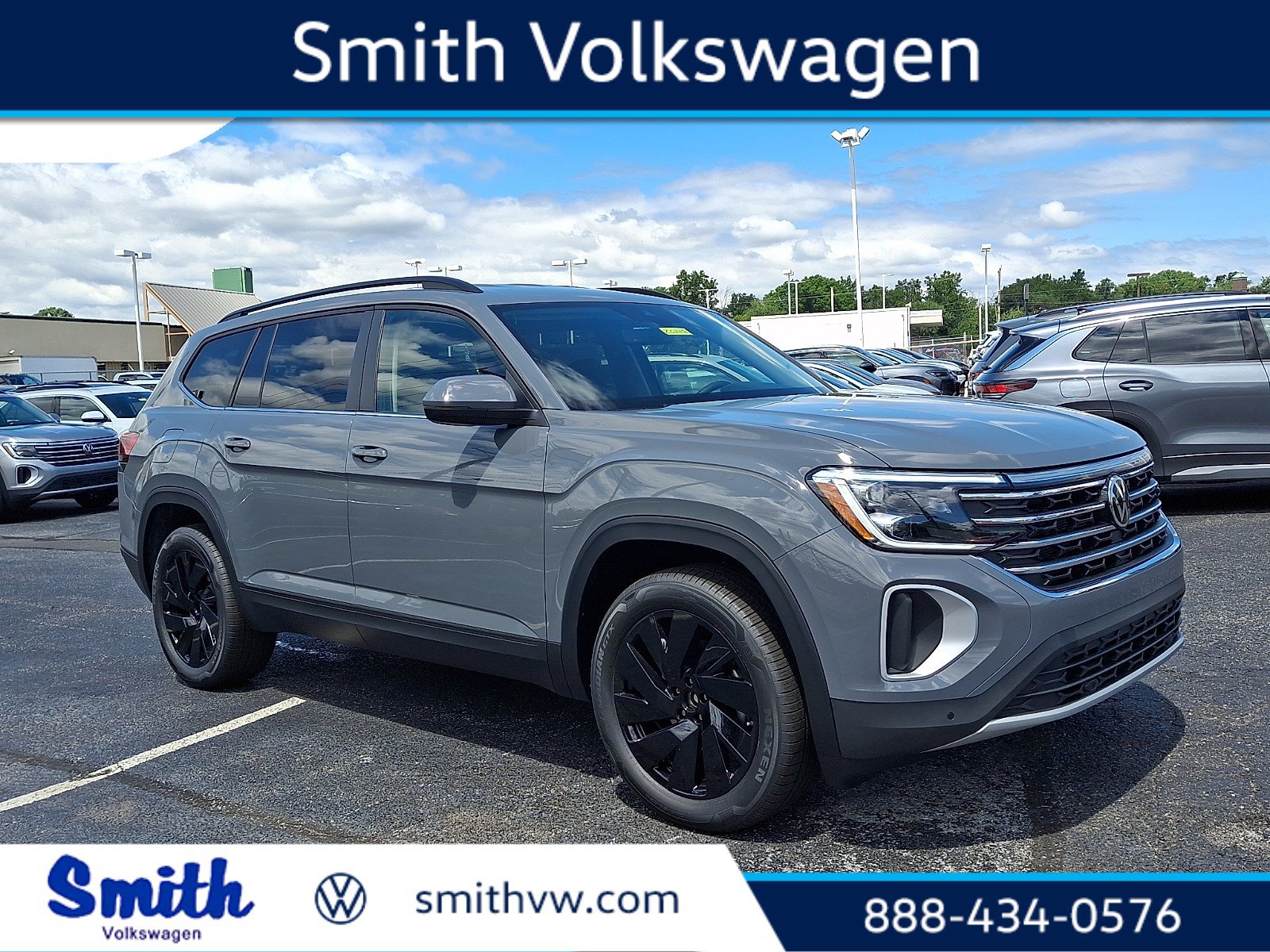 2026 Volkswagen Atlas SE w/Tech