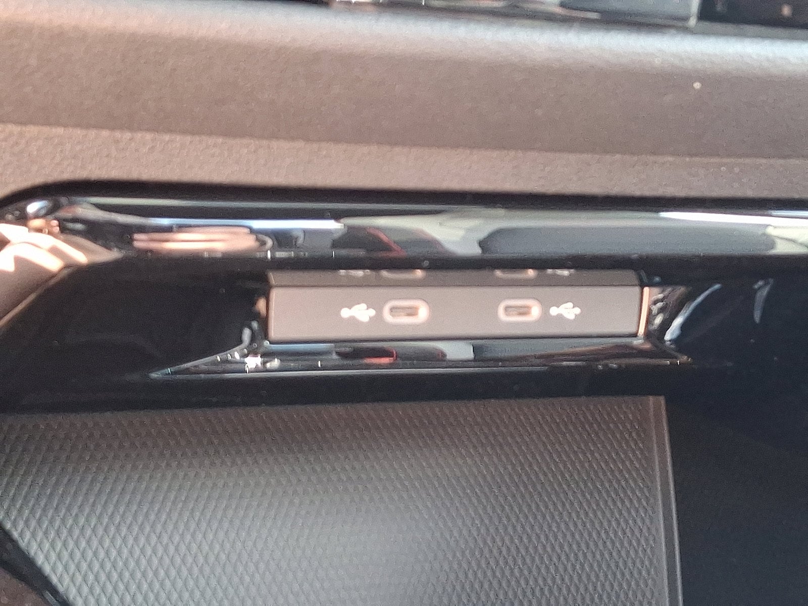 2025 Volkswagen Golf GTI SE - Photo 16