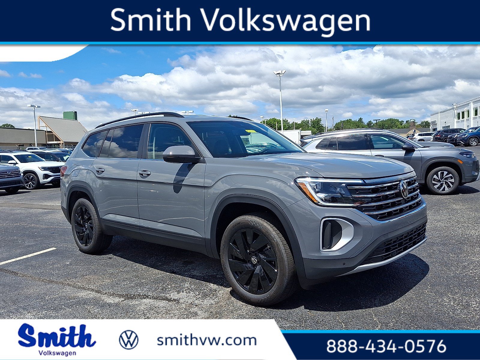 2026 Volkswagen Atlas SE w/Tech