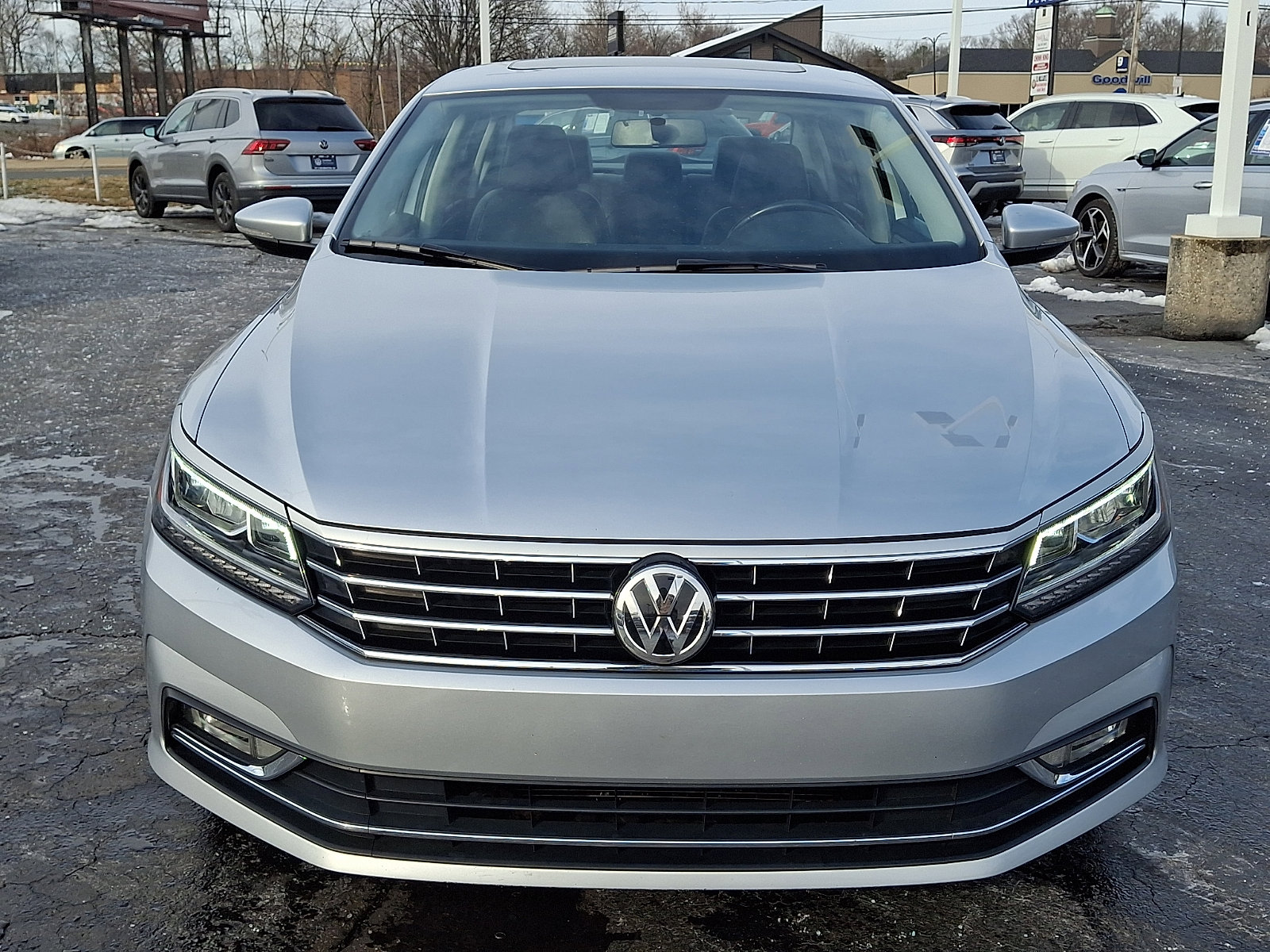 Used 2018 Volkswagen Passat SE with VIN 1VWBA7A38JC047541 for sale in Wilmington, DE
