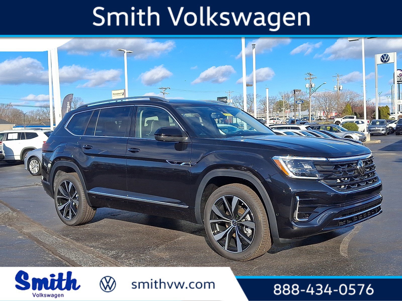 2026 Volkswagen Atlas SEL Premium R-Line's photo