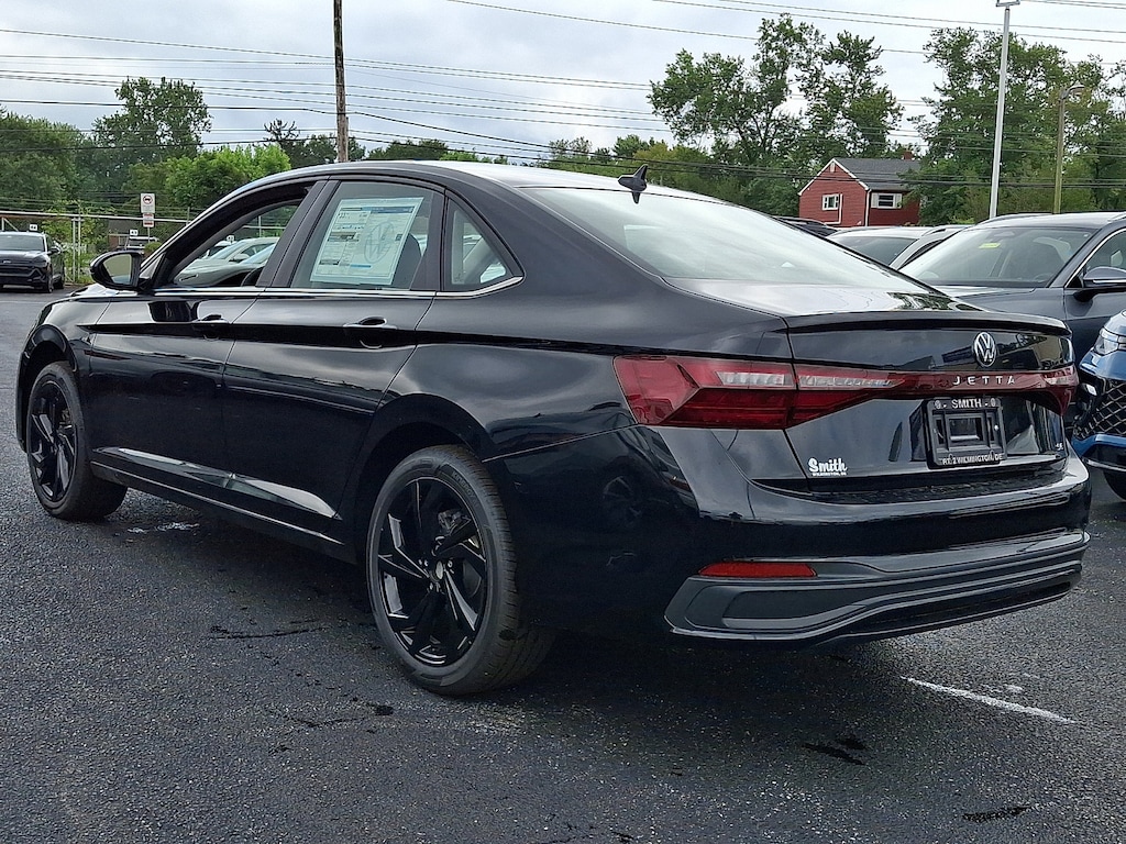 New 2027 Volkswagen Jetta 1.5T SE Sedan