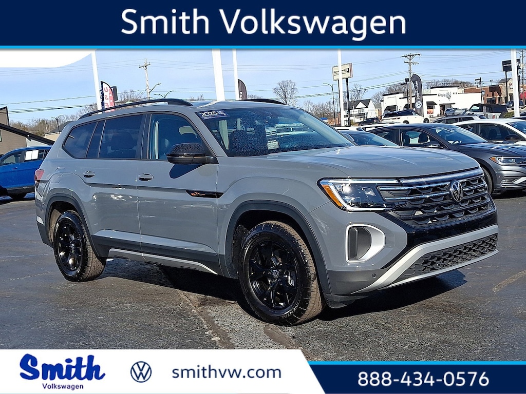 Certified 2025 Volkswagen Atlas 2.0T Peak Edition SUV