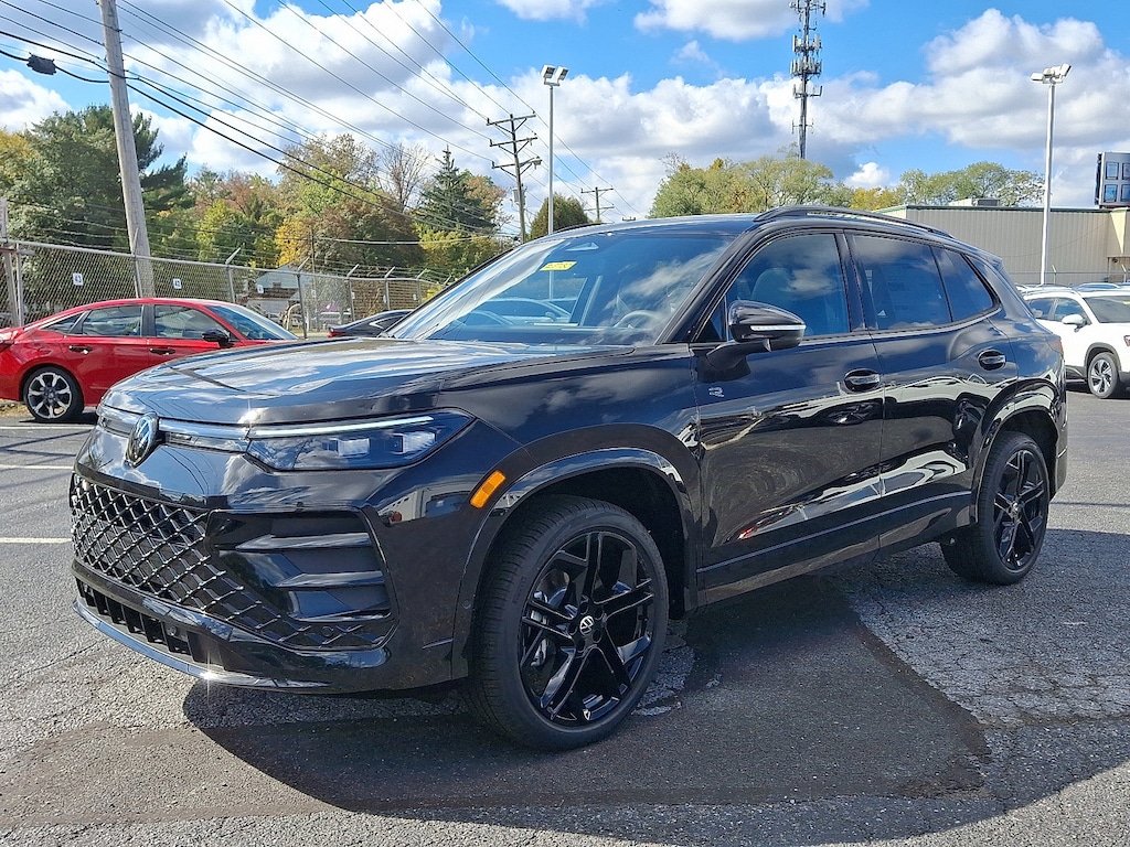 New 2025 Volkswagen Tiguan 2.0T SE R-Line Black SUV