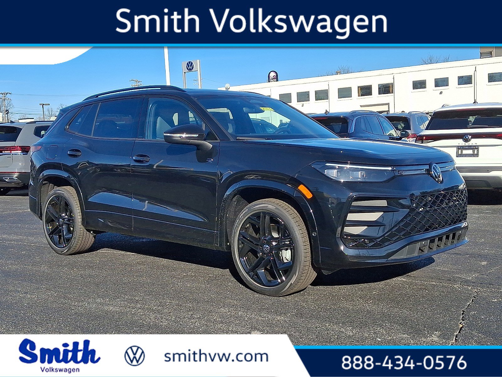 2026 Volkswagen Tiguan SE R-LINE BLACK's photo