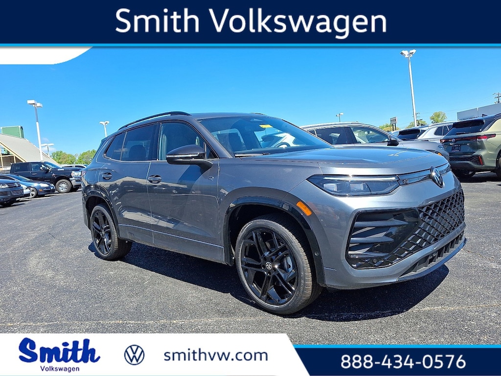 New 2026 Volkswagen Tiguan 2.0T SE R-Line Black SUV