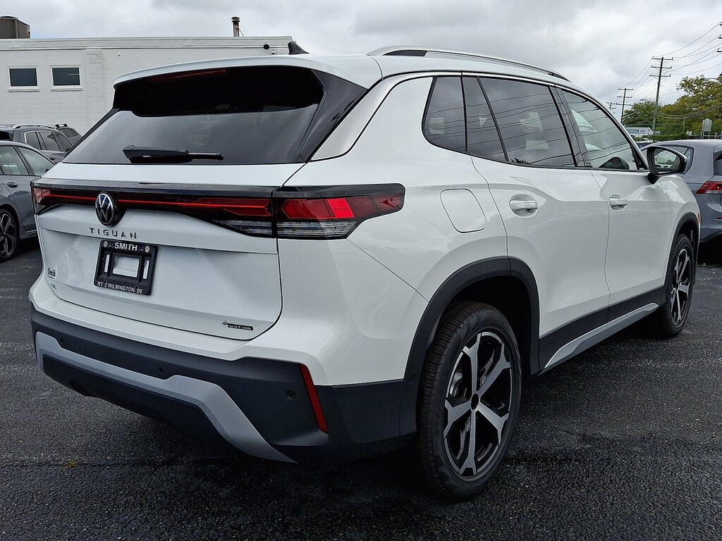 New 2026 Volkswagen Tiguan SE SUV