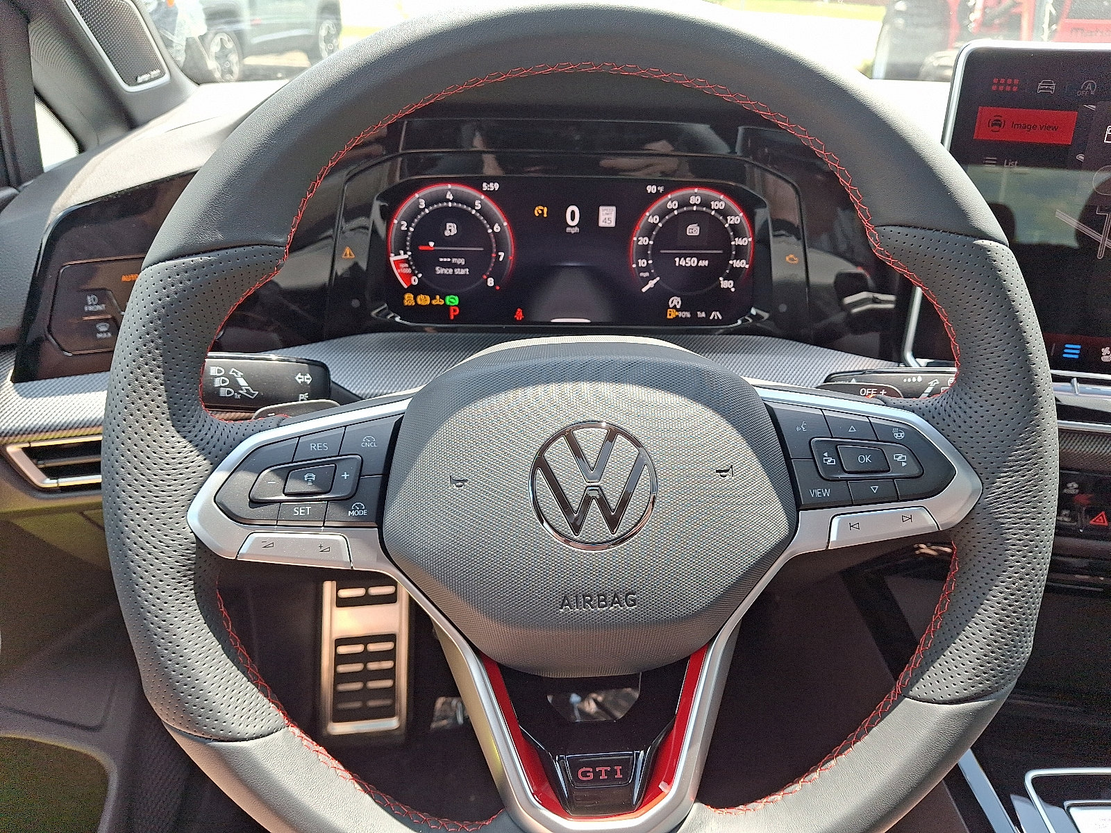 2025 Volkswagen Golf GTI SE - Photo 14