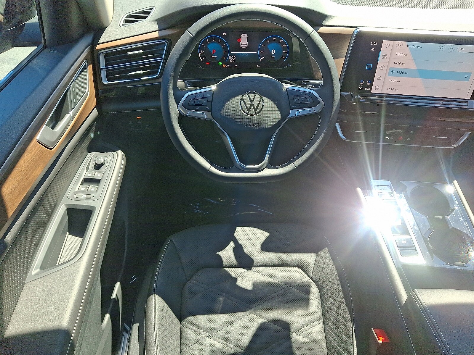 2026 Volkswagen Atlas SE w/Tech - Photo 7