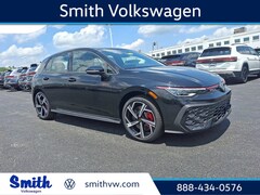 2025 Volkswagen Golf GTI 2.0T SE Hatchback