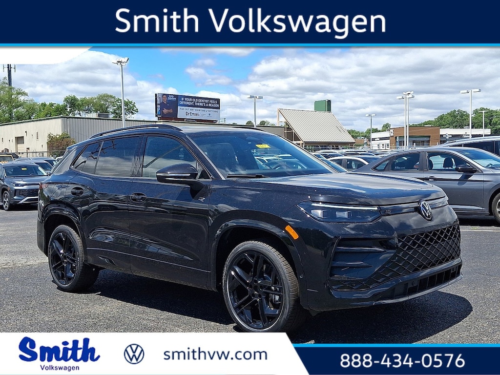 New 2026 Volkswagen Tiguan 2.0T SE R-Line Black SUV