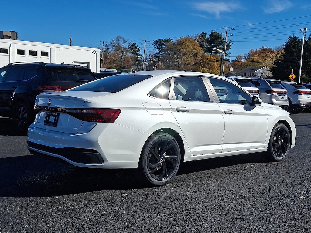 New 2026 Volkswagen Jetta 1.5T SE Sedan