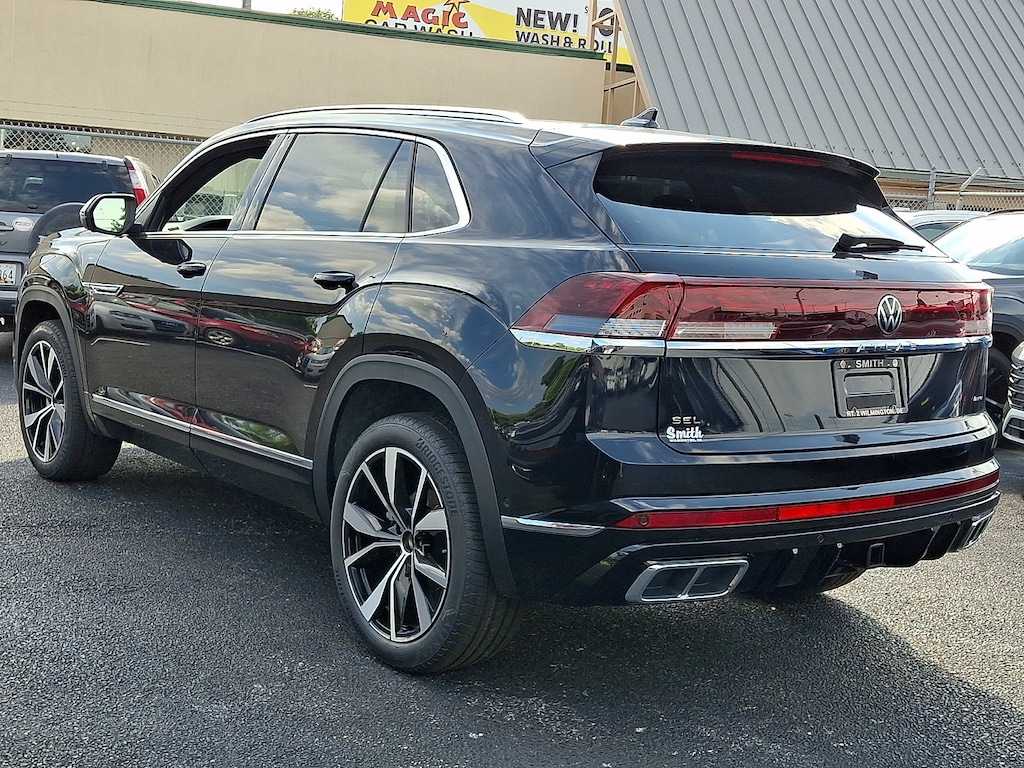 New 2026 Volkswagen Atlas Cross Sport SEL Premium R-Line SUV