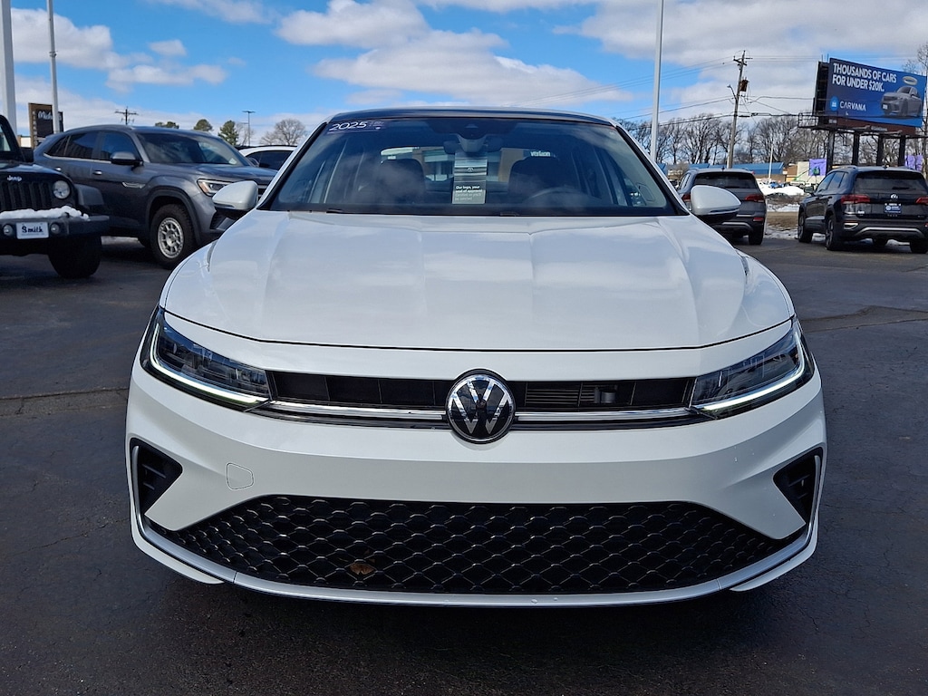 Certified 2025 Volkswagen Jetta 1.5T SEL Sedan