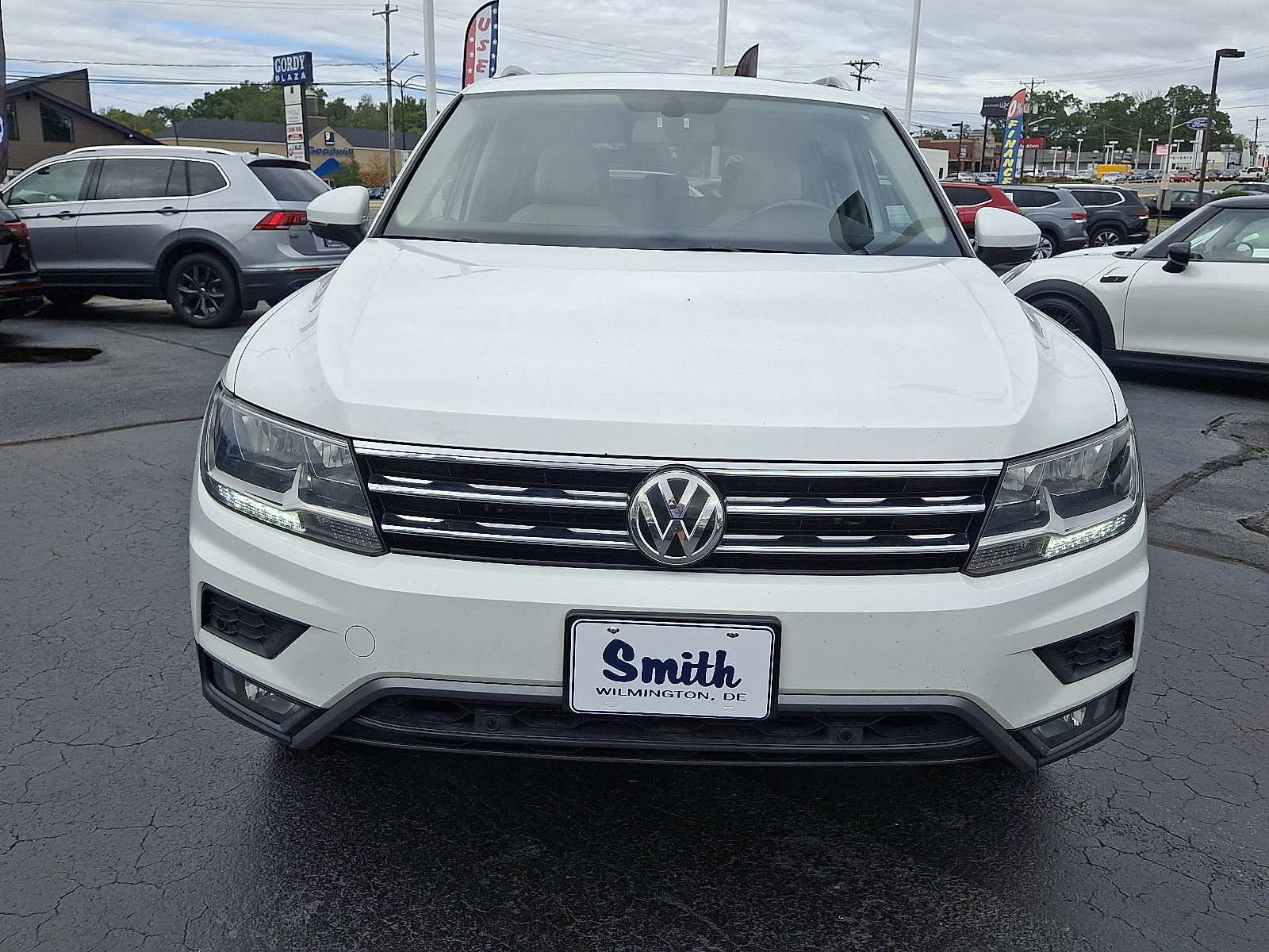 Used 2019 Volkswagen Tiguan SEL with VIN 3VV2B7AX0KM098293 for sale in Wilmington, DE