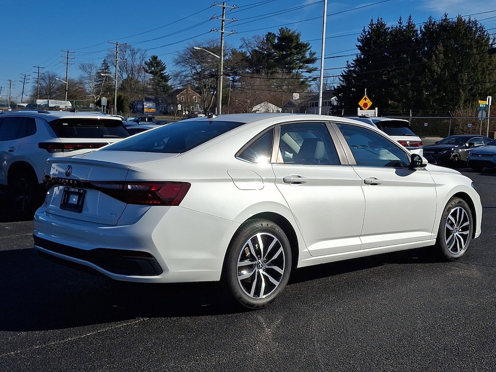 New 2026 Volkswagen Jetta 1.5T SE Sedan
