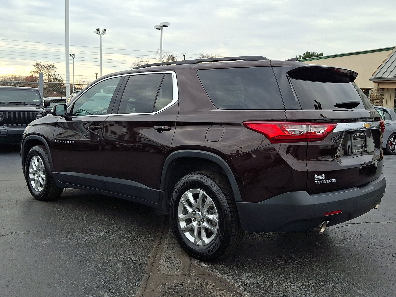 2021 Chevrolet Traverse Cloth 1LT photo 3