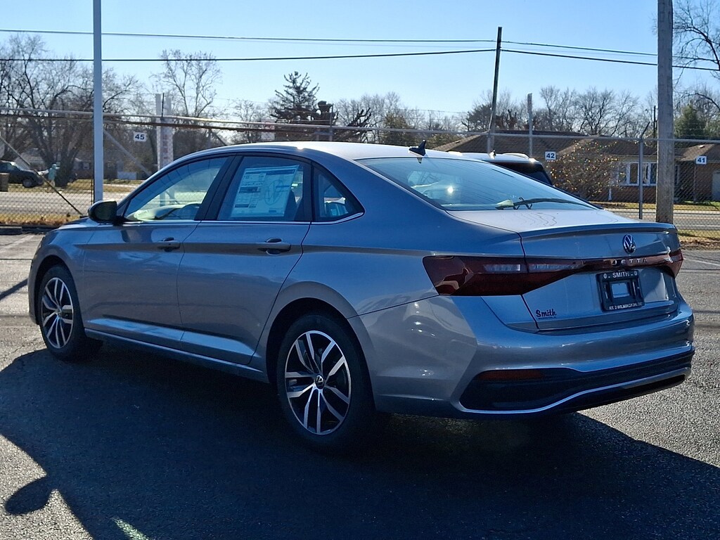 New 2026 Volkswagen Jetta 1.5T SE Sedan