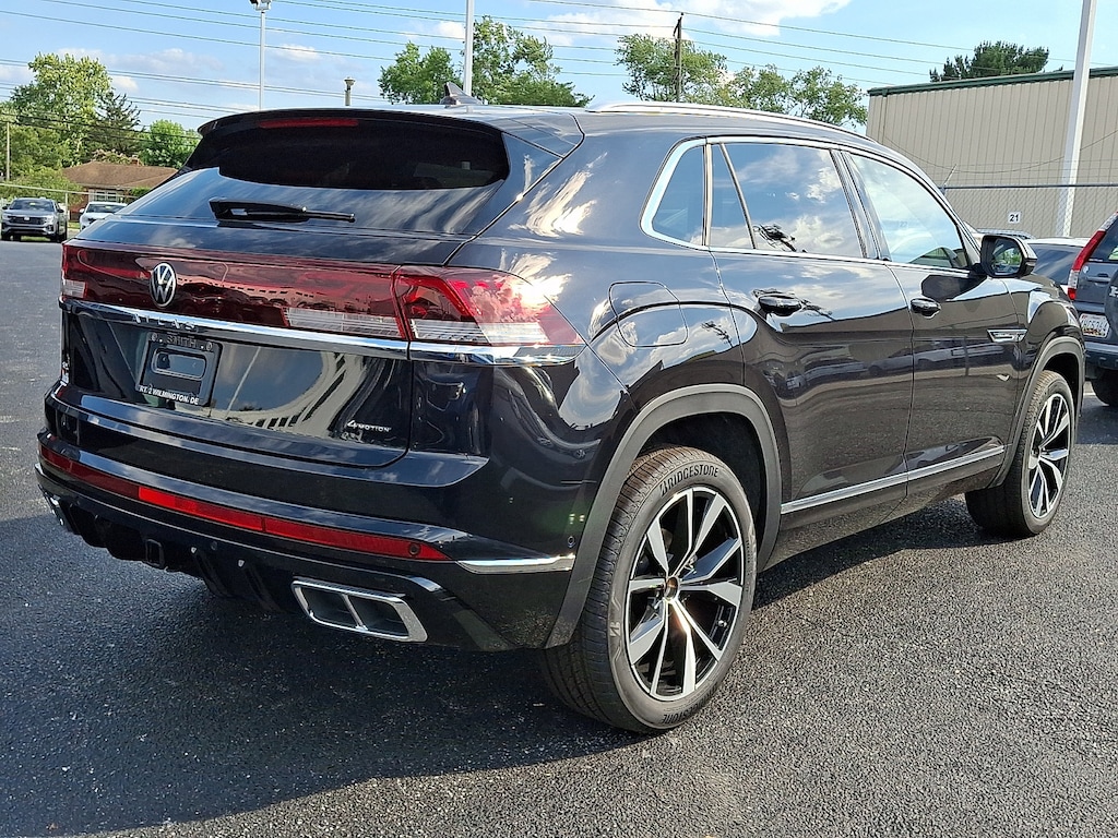 New 2026 Volkswagen Atlas Cross Sport SEL Premium R-Line SUV