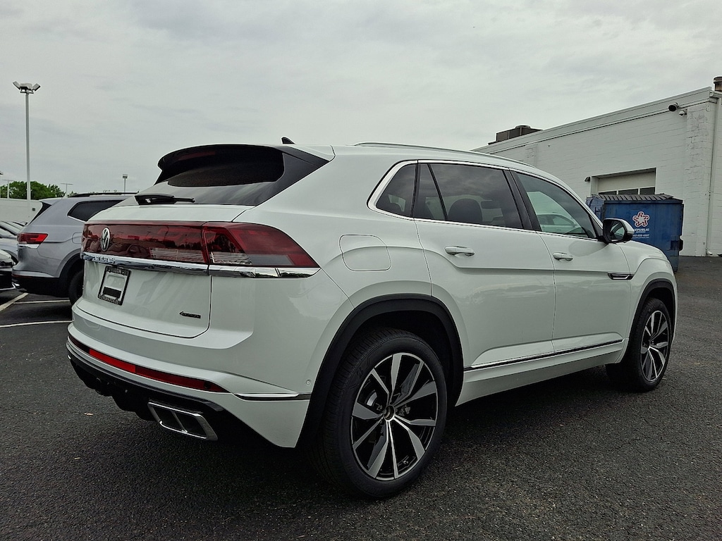 New 2026 Volkswagen Atlas Cross Sport 2.0T SEL Premium R-Line SUV