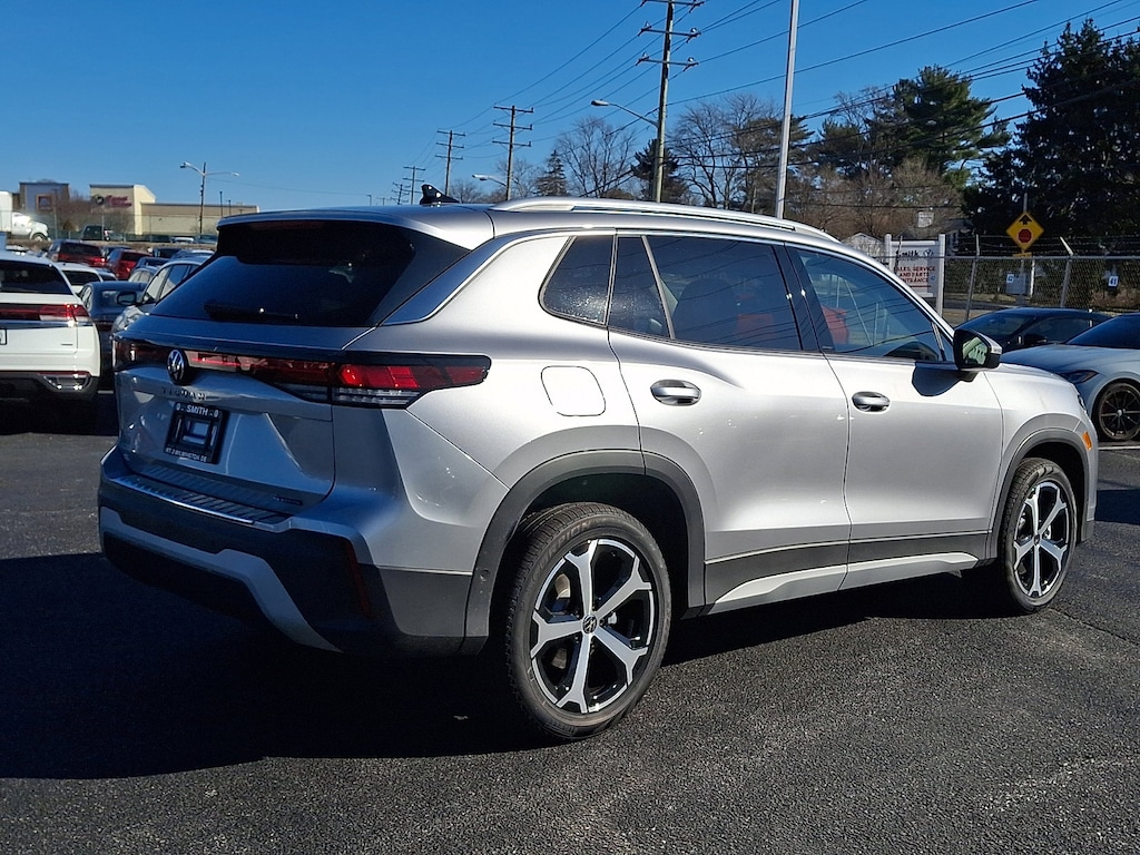 New 2026 Volkswagen Tiguan 2.0T SE SUV
