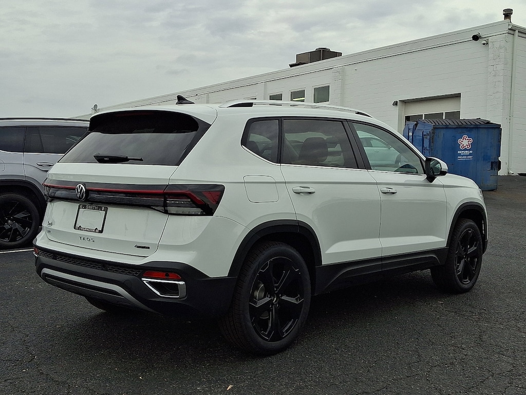 New 2026 Volkswagen Taos 1.5T SEL SUV