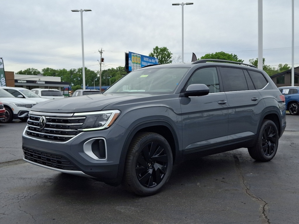New 2026 Volkswagen Atlas 2.0T SE w/Technology SUV