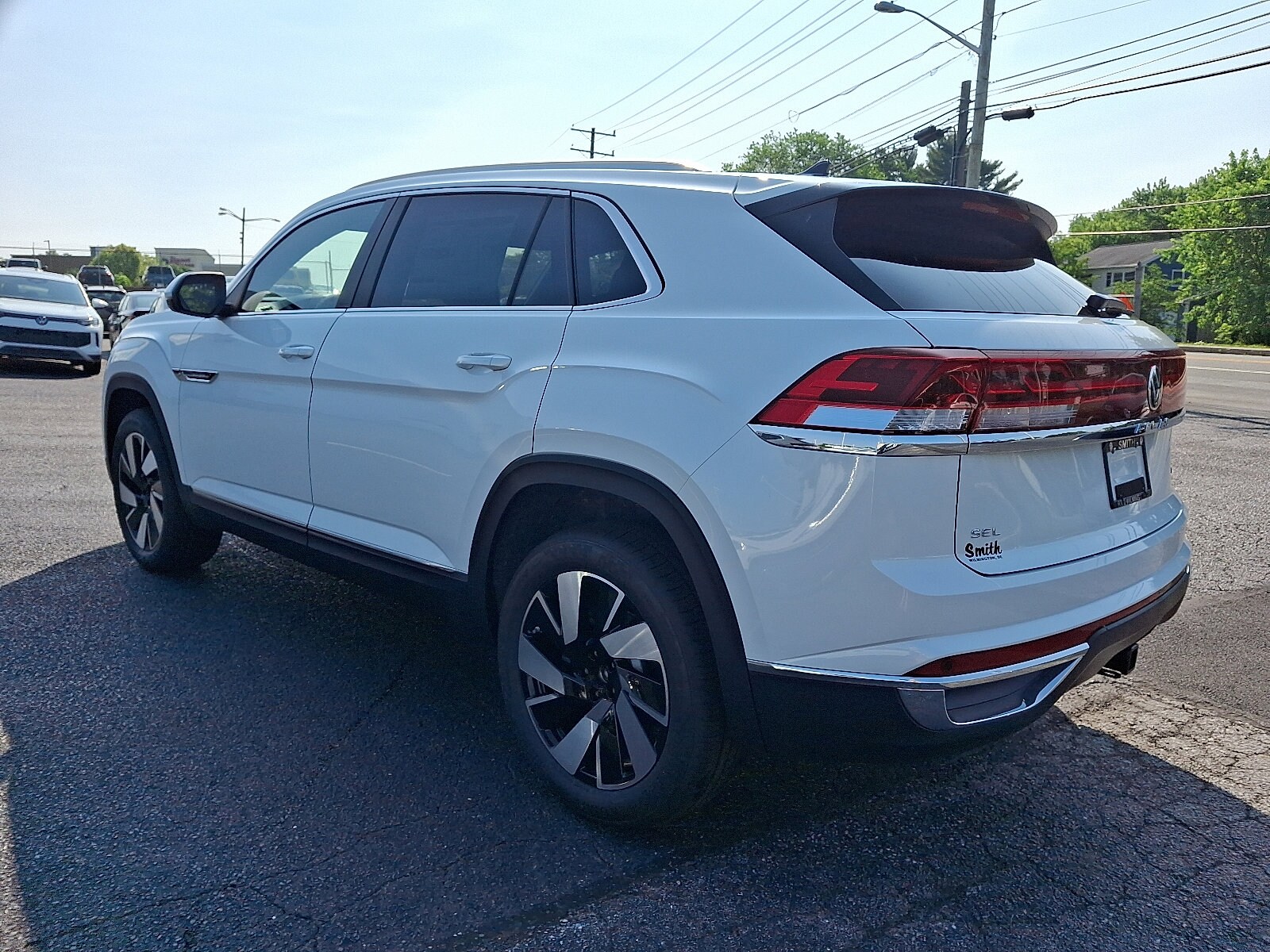 2025 Volkswagen Atlas Cross Sport SEL photo 3