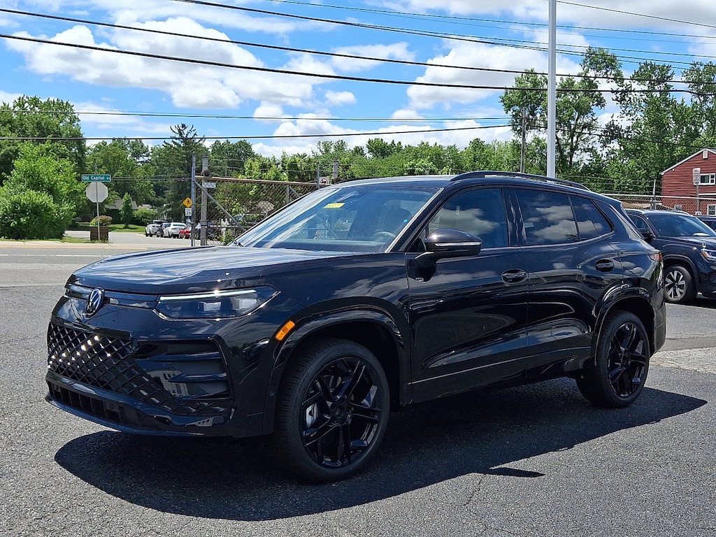 New 2026 Volkswagen Tiguan 2.0T SE R-Line Black SUV
