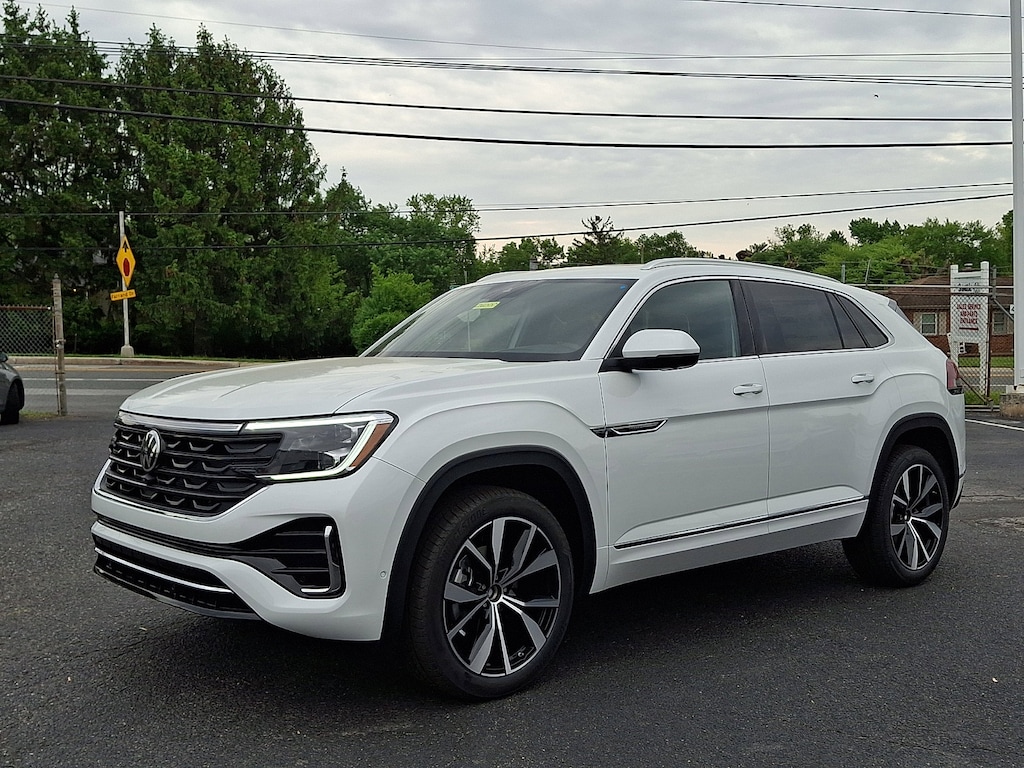 New 2026 Volkswagen Atlas Cross Sport 2.0T SEL Premium R-Line SUV