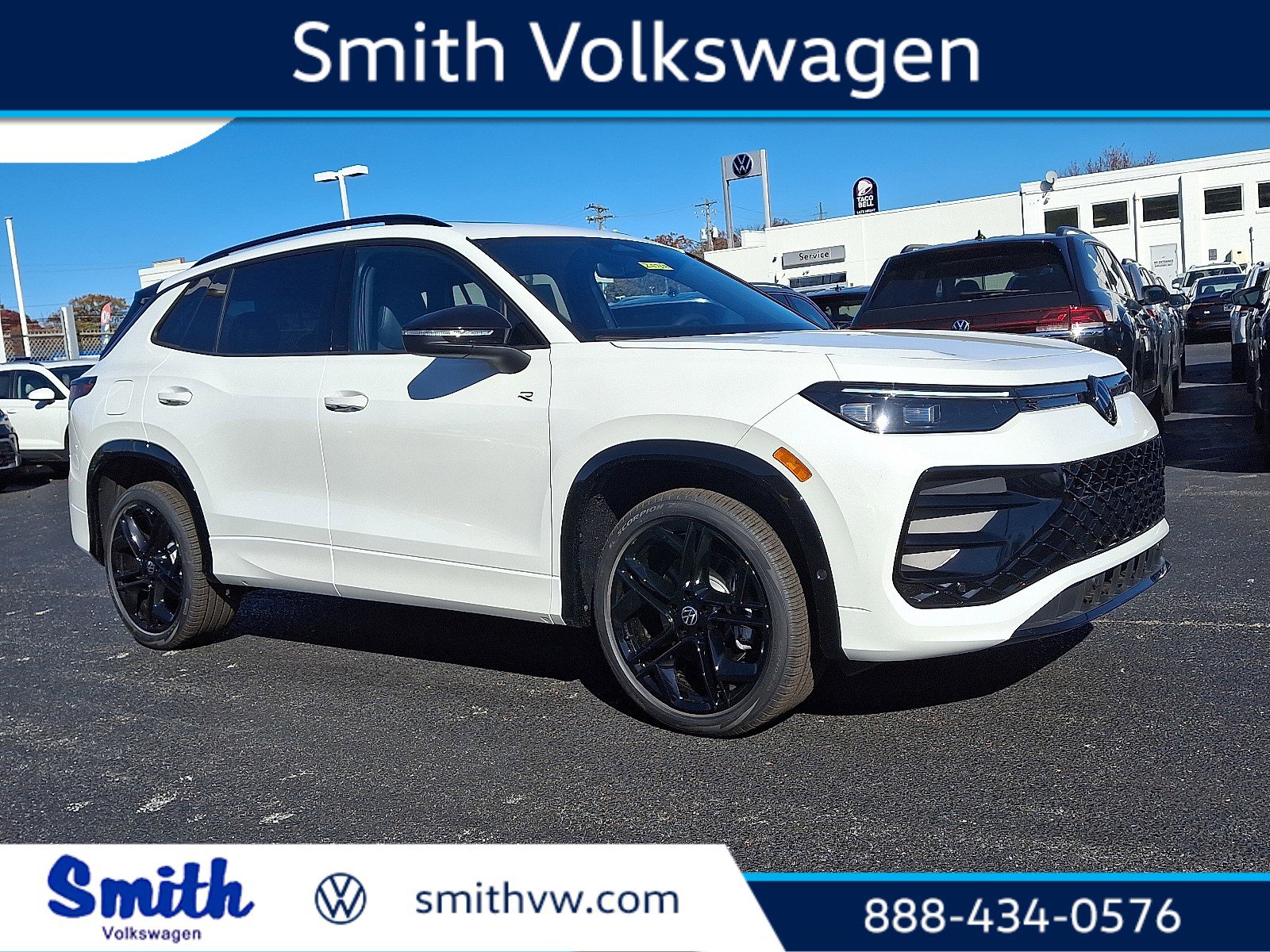 2026 Volkswagen Tiguan Comfortline R-Line Black