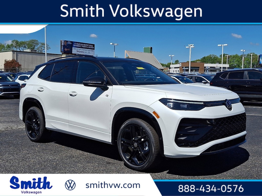 New 2026 Volkswagen Tiguan 2.0T SE R-Line Black SUV