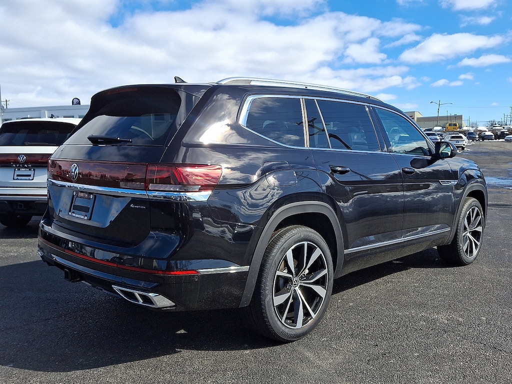 New 2026 Volkswagen Atlas 2.0T SEL Premium R-Line SUV