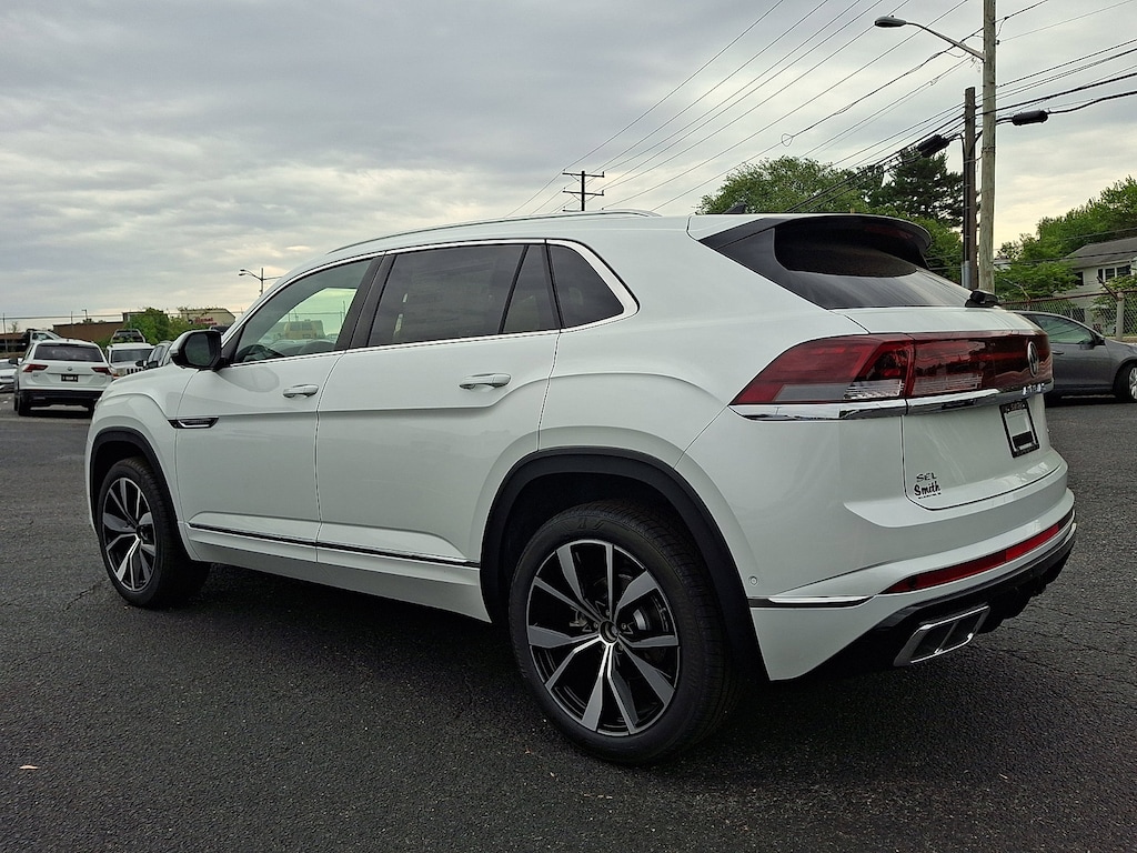 New 2026 Volkswagen Atlas Cross Sport 2.0T SEL Premium R-Line SUV