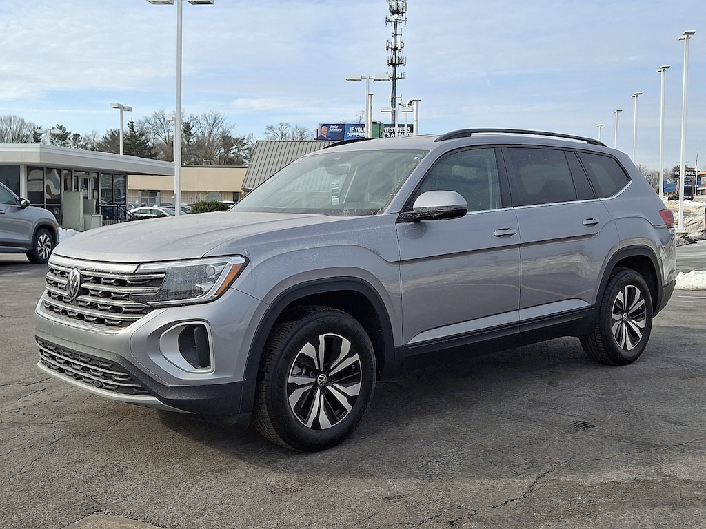 Certified 2025 Volkswagen Atlas 2.0T SE SUV