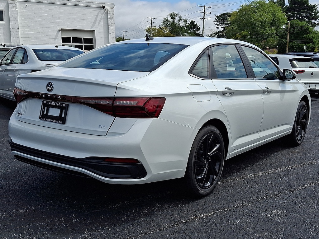 New 2027 Volkswagen Jetta 1.5T SE Sedan
