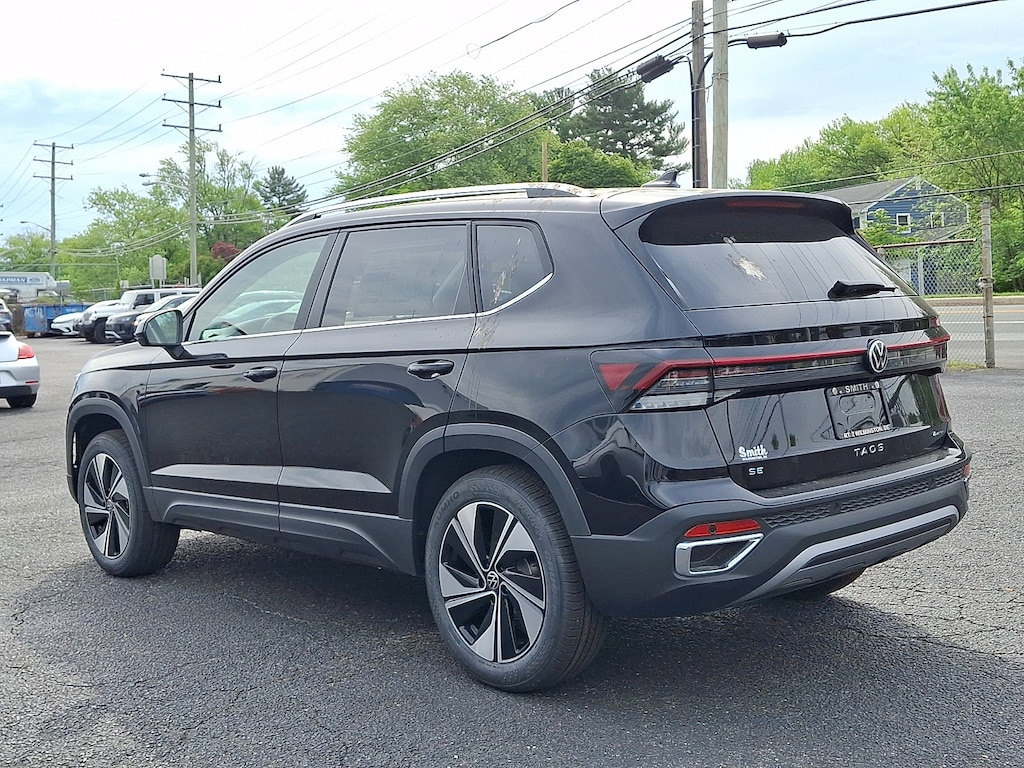 New 2026 Volkswagen Taos 1.5T SE SUV