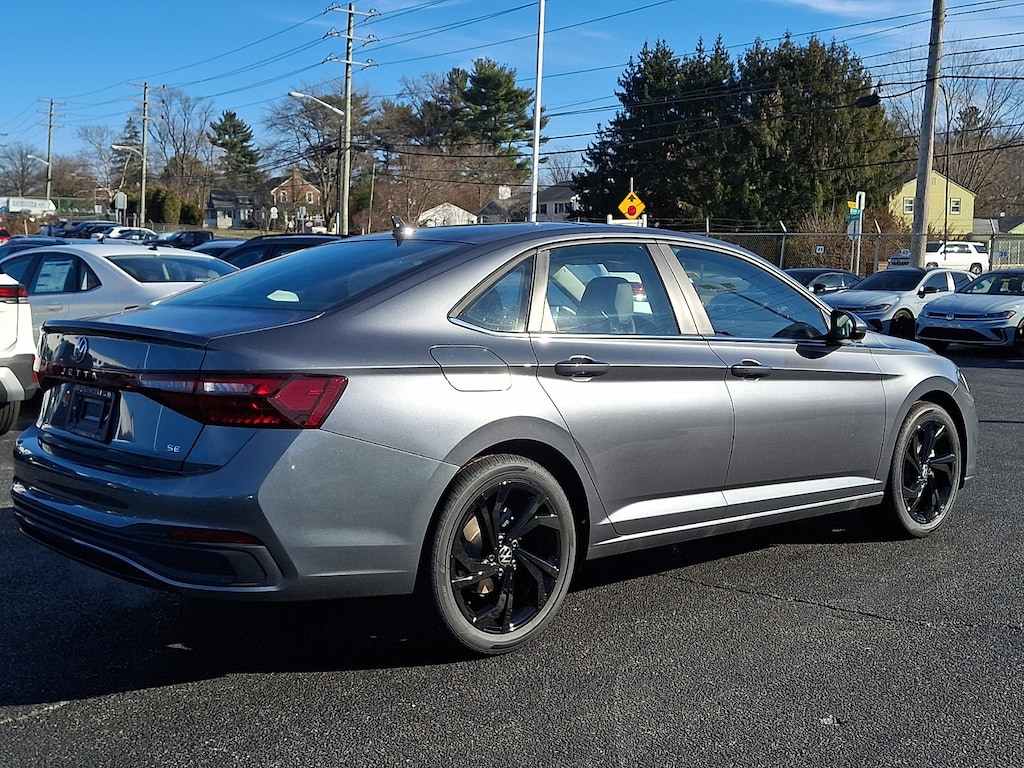 New 2026 Volkswagen Jetta 1.5T SE Sedan
