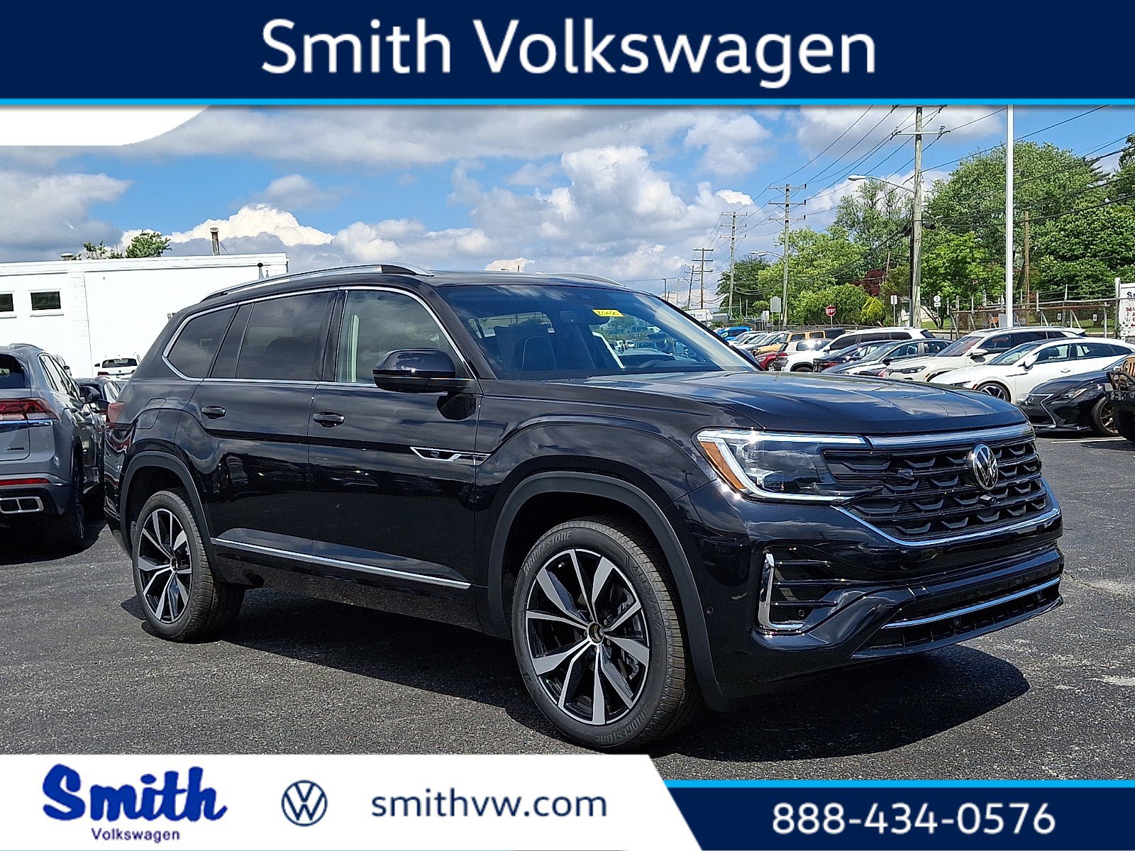 2026 Volkswagen Atlas 2.0T SEL Premium R-Line 4MOTION's photo