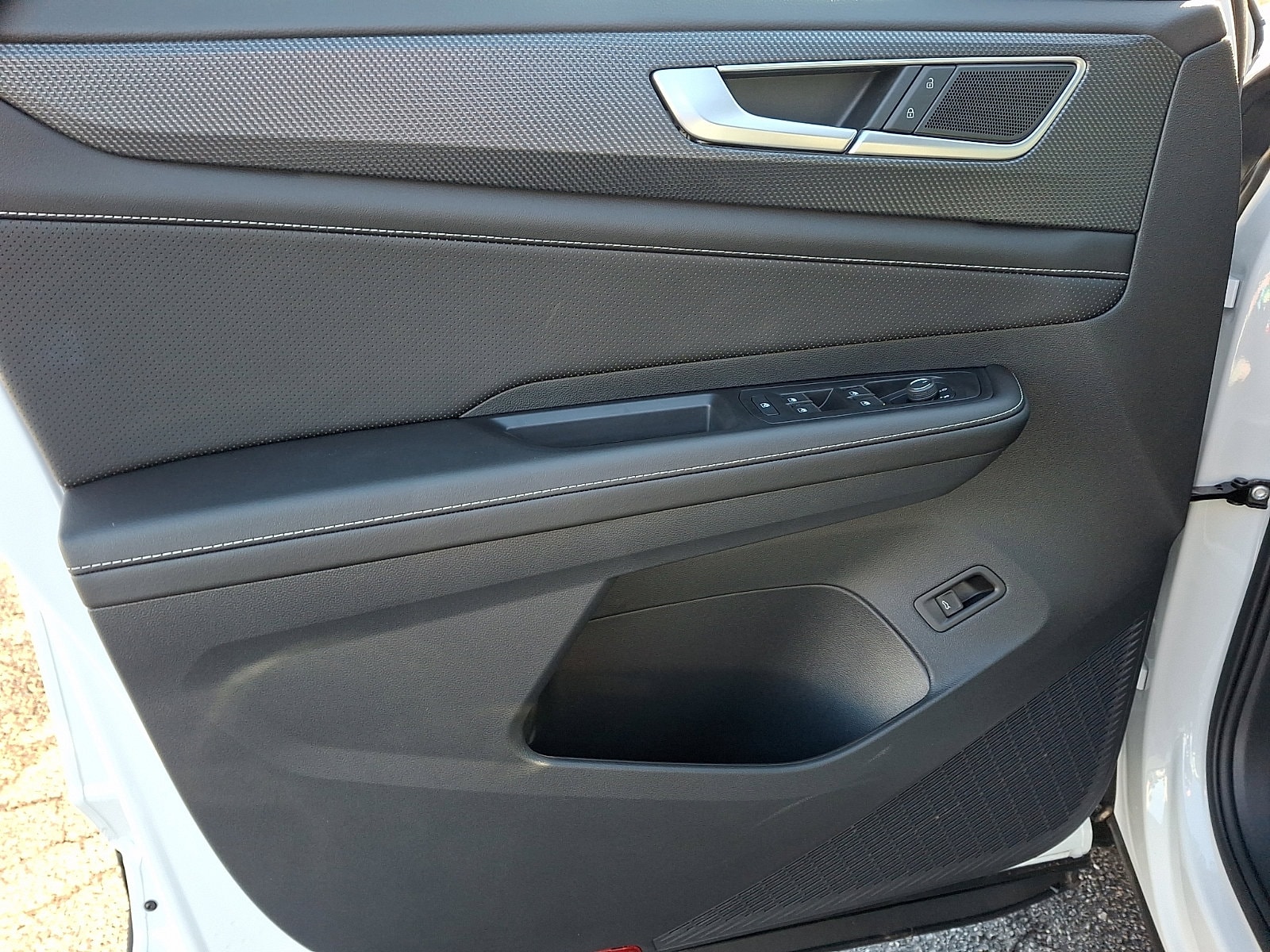 2025 Volkswagen Atlas Cross Sport SEL - Photo 8