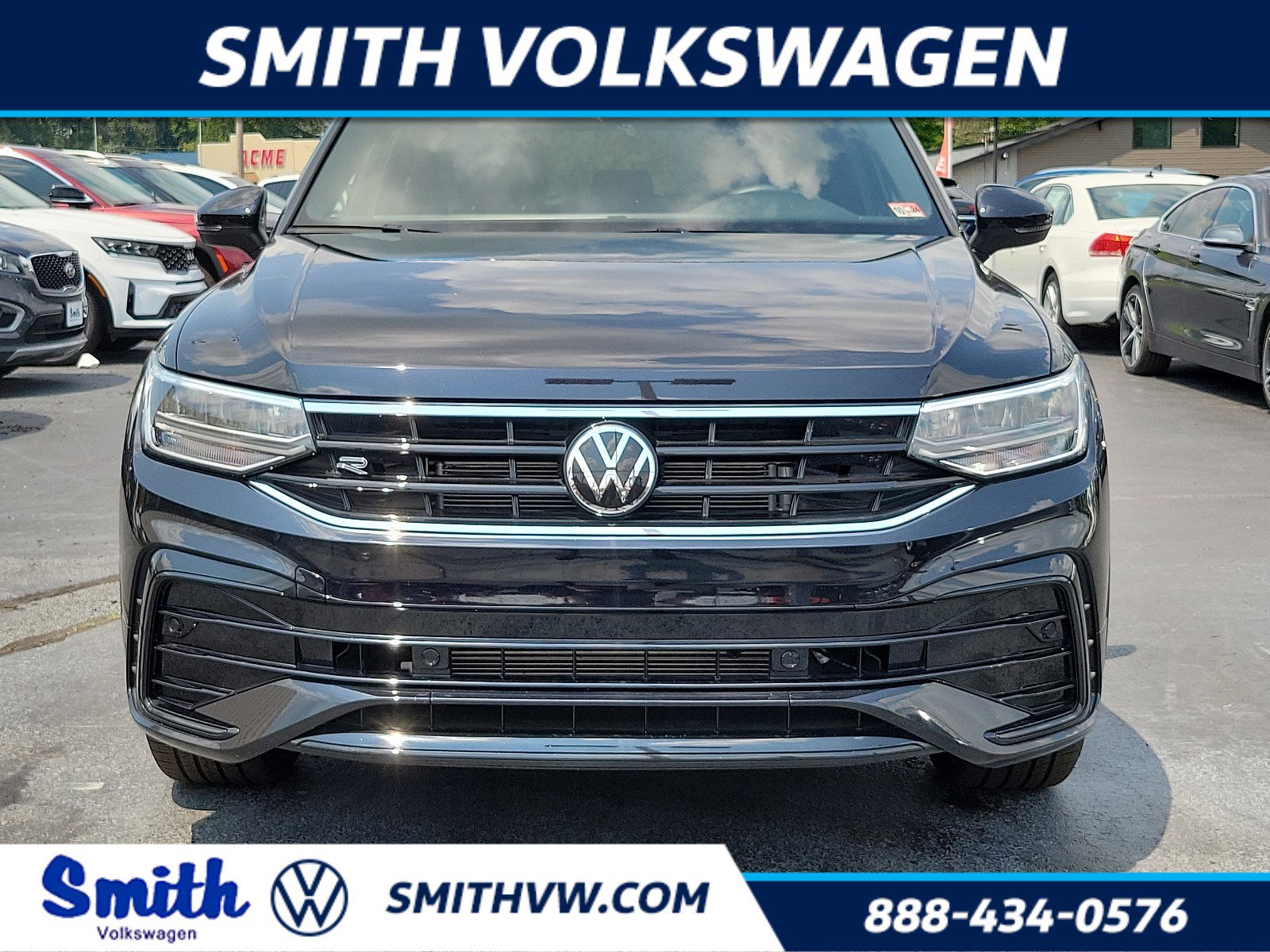 Certified 2024 Volkswagen Tiguan SE R-LINE BLACK with VIN 3VV8B7AX2RM010459 for sale in Wilmington, DE