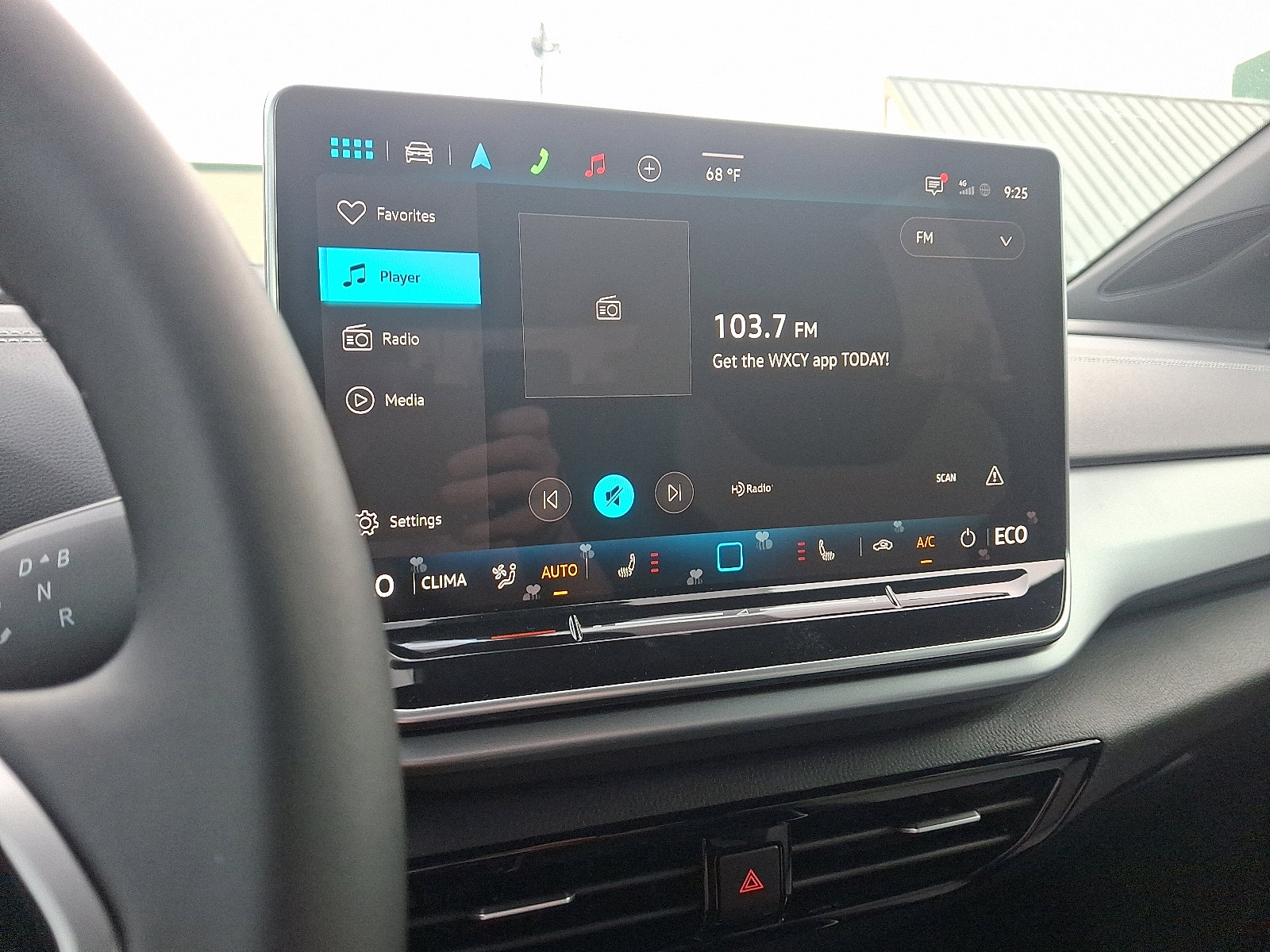 2025 Volkswagen ID.4 PRO - Photo 11