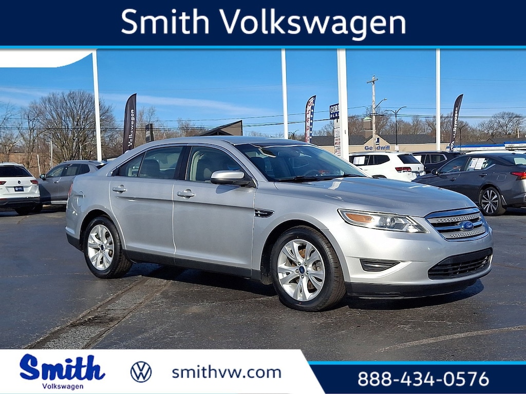 Used 2012 Ford Taurus SEL Sedan
