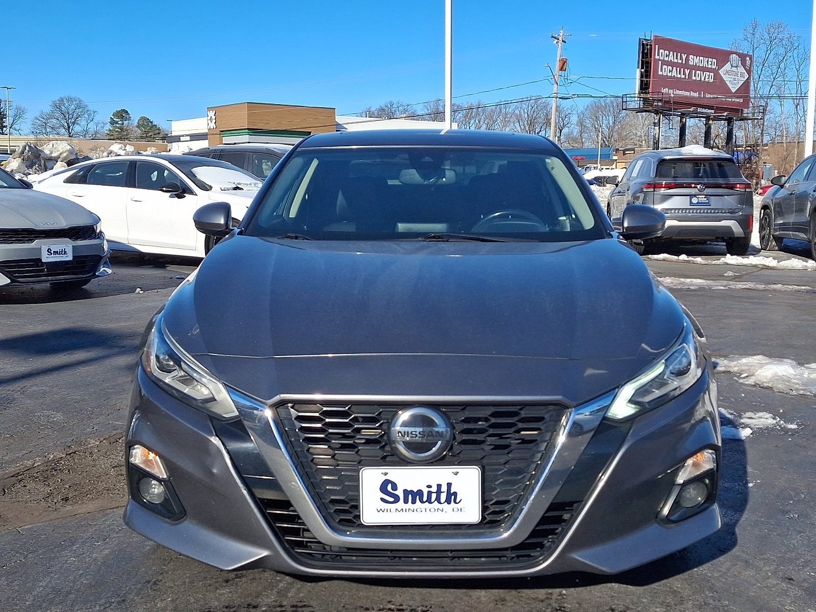Used 2019 Nissan Altima SV with VIN 1N4BL4DW9KC249460 for sale in Wilmington, DE