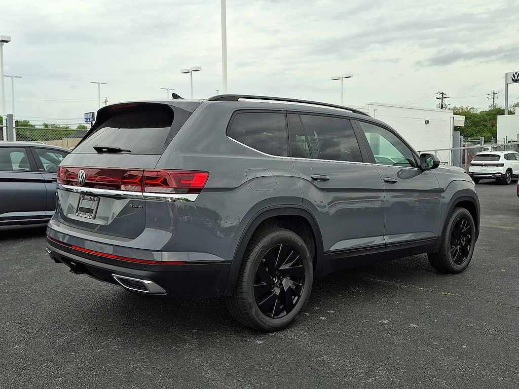 New 2026 Volkswagen Atlas 2.0T SE w/Technology SUV