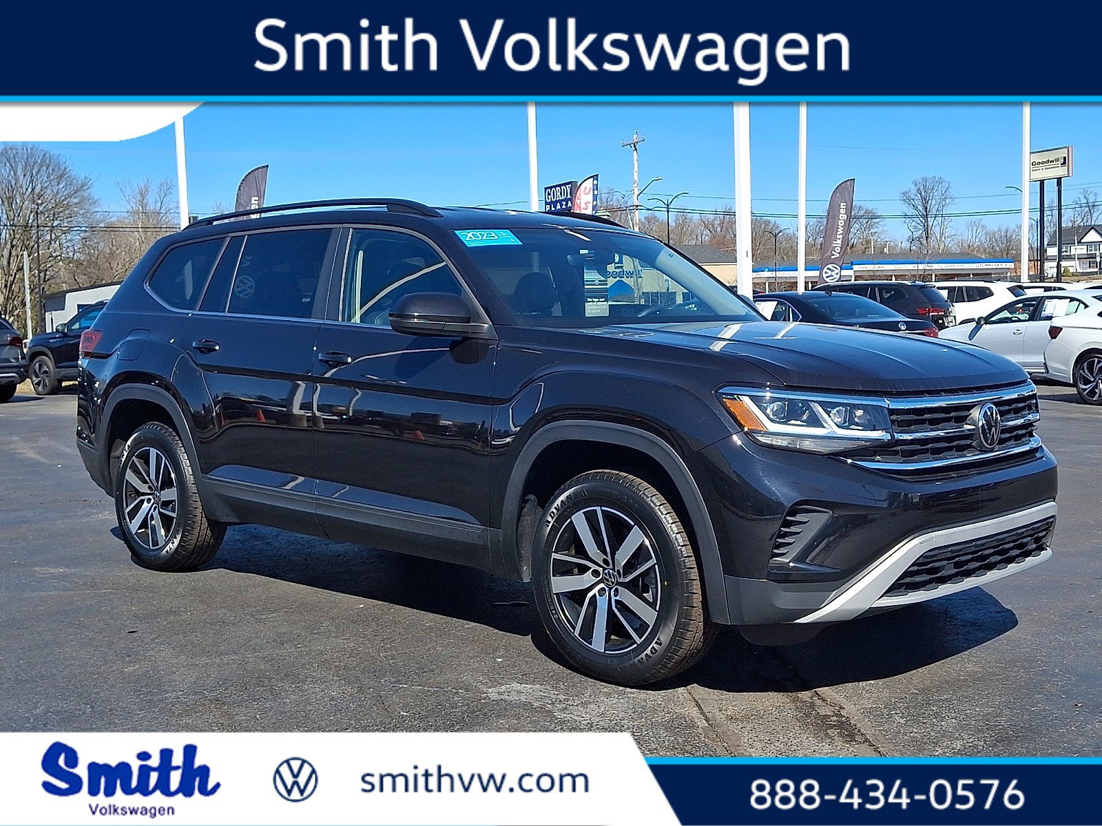 2023 Volkswagen Atlas SE