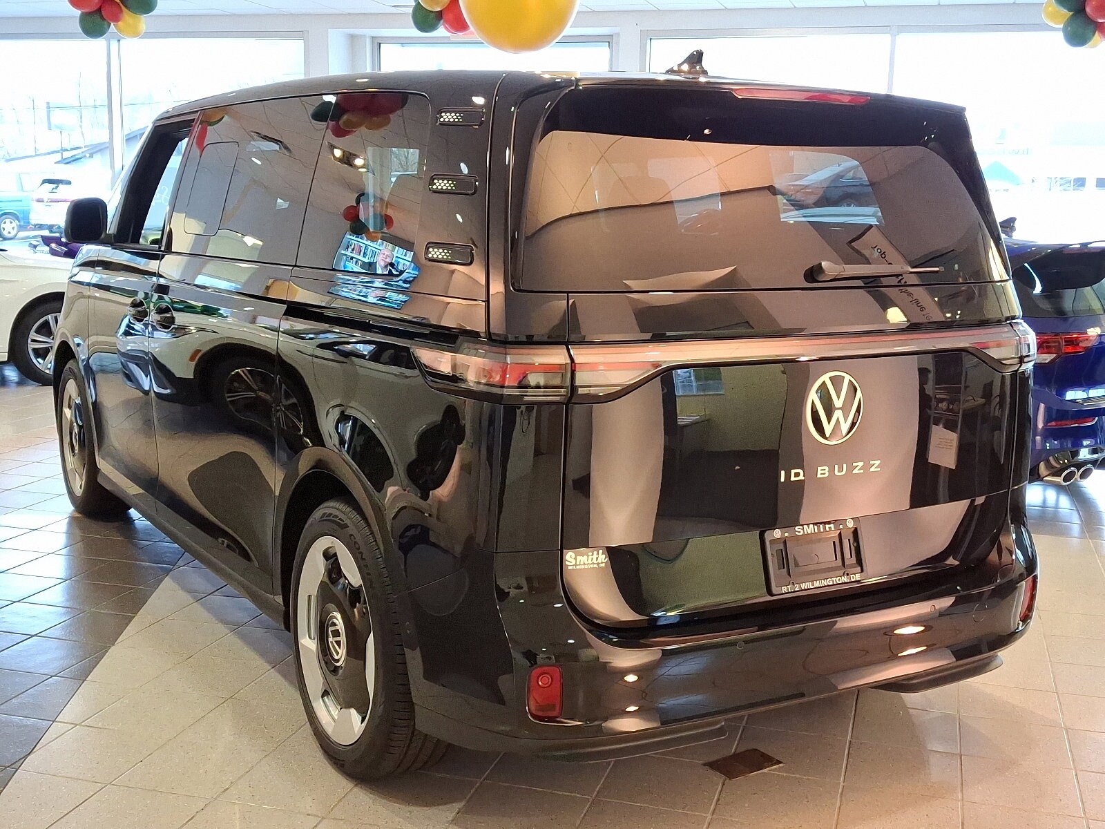 2025 Volkswagen ID. Buzz Pro S photo 3