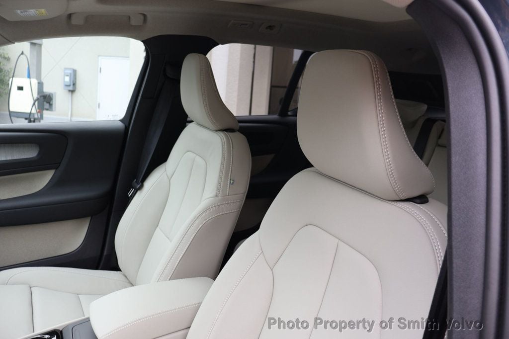 2026 Volvo XC40 Ultra - Photo 9