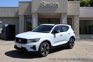 2026 Volvo XC40 B5 Plus AWD YV4L12UC2T2772886